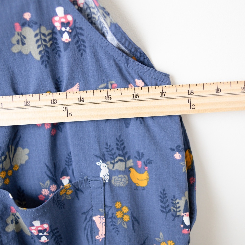 Duluth Trading Gardening Overalls Womens S Blue Gnomes Bunnies Shortalls Cottage - Picture 7 of 11